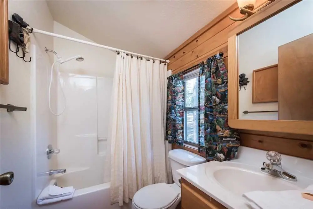 Mockingbird Cabin