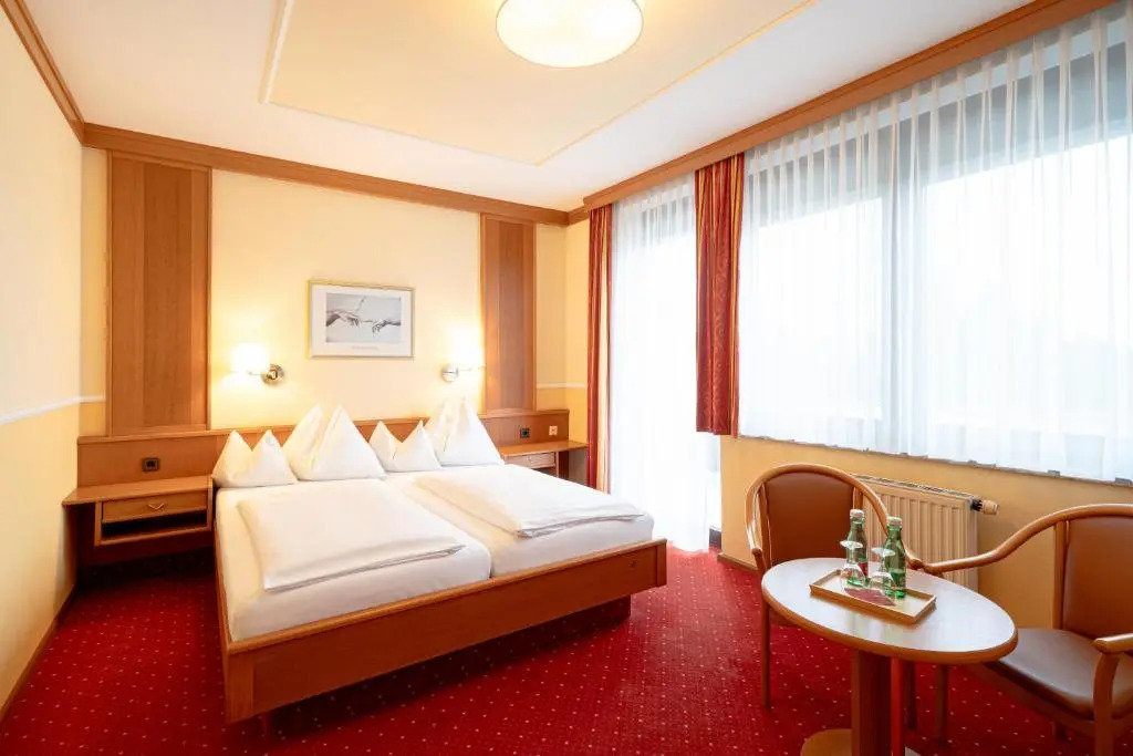 Hotel Schachenwald I Sauna I Aussenpool I Parkplatz