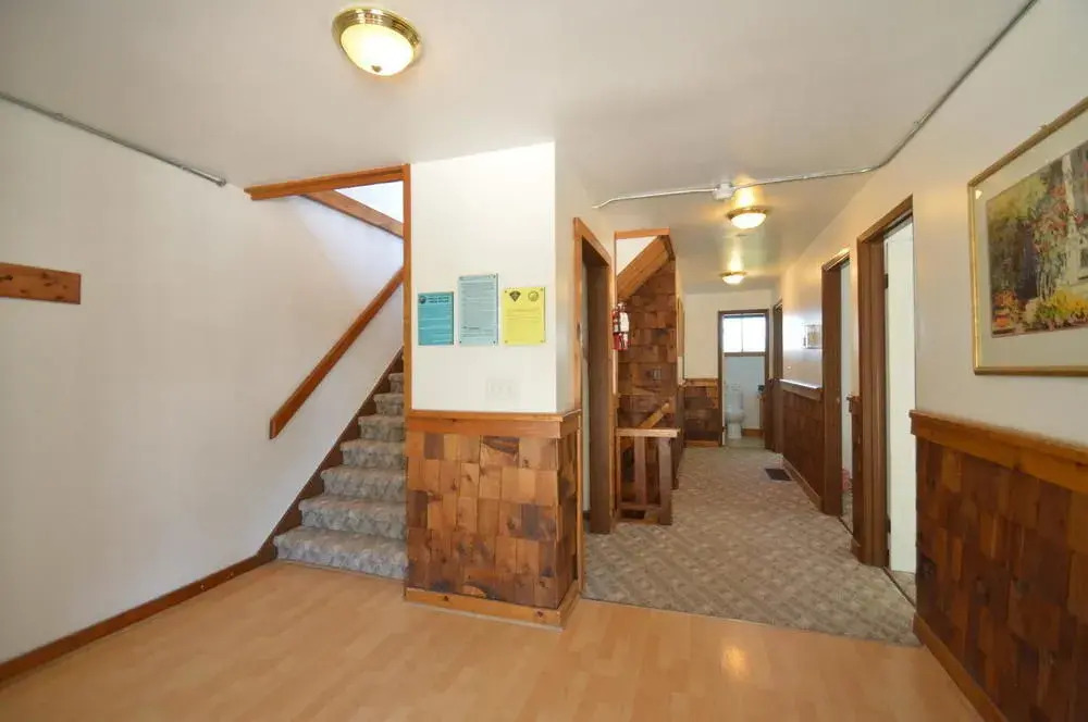 6 Bed Blue Mountain Chalets