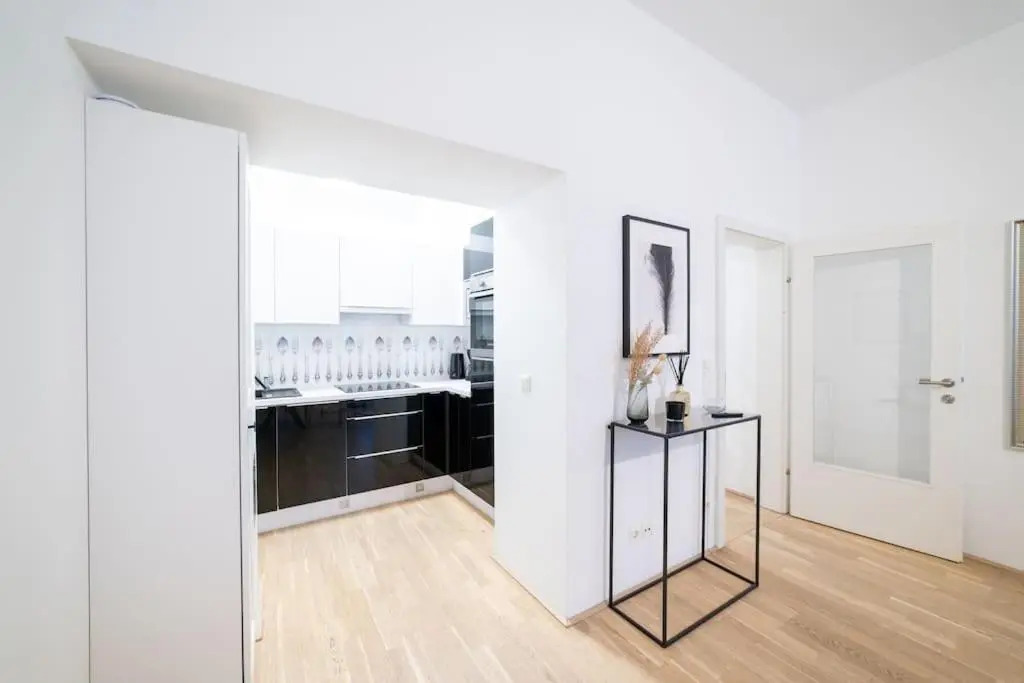 Beautiful apartment in Vienna's heart 1b