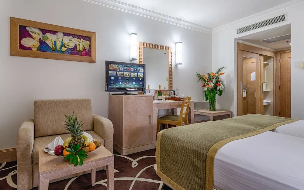 The Nora Hotels Family Club