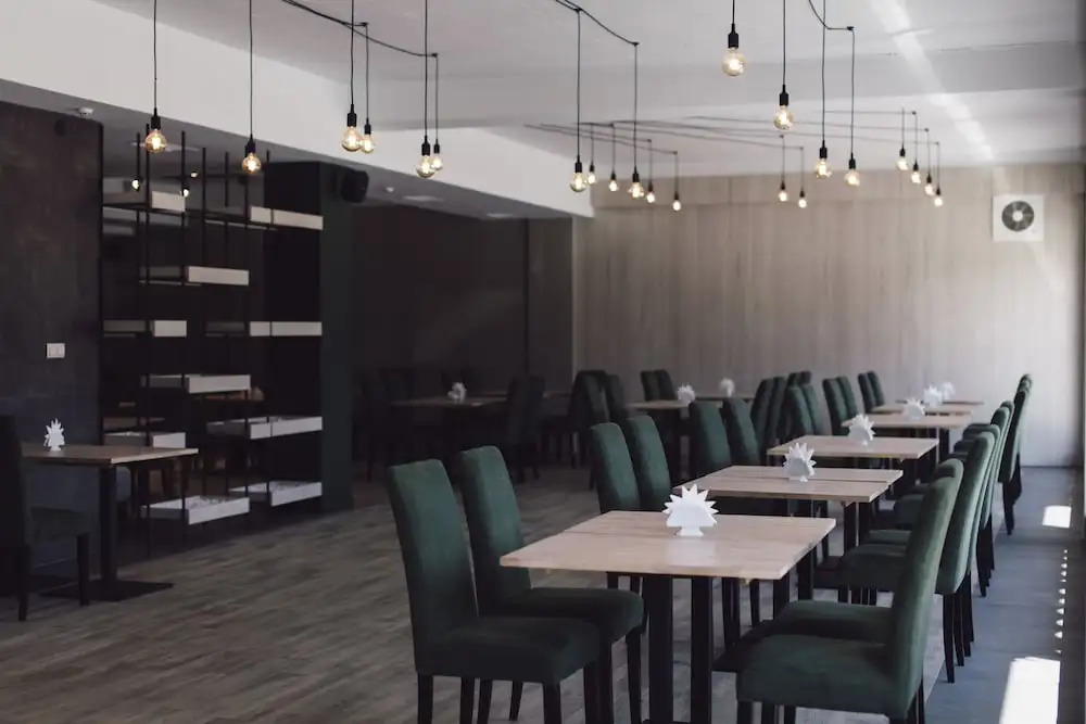 Zinedine Sport-Hotel