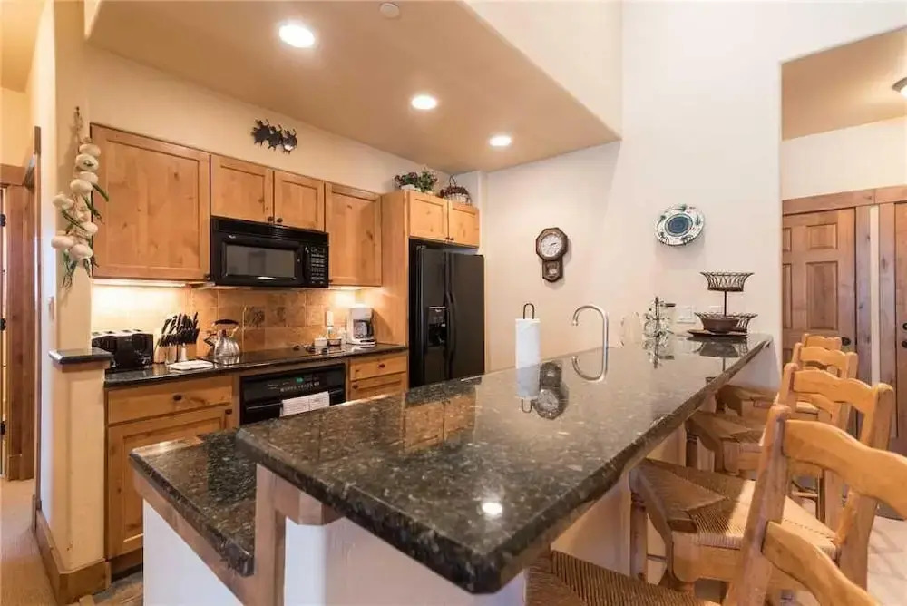 3304 Champagne Lodge, Trappeur's Crossing Apartment 2