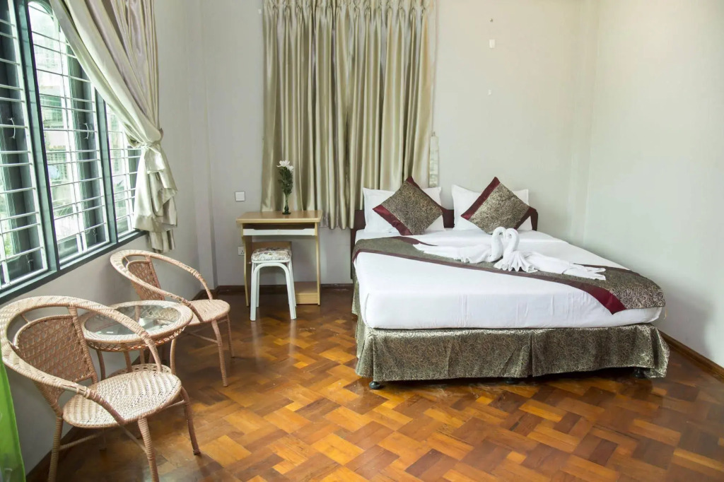 AKT Hotel - A Kyi Taw