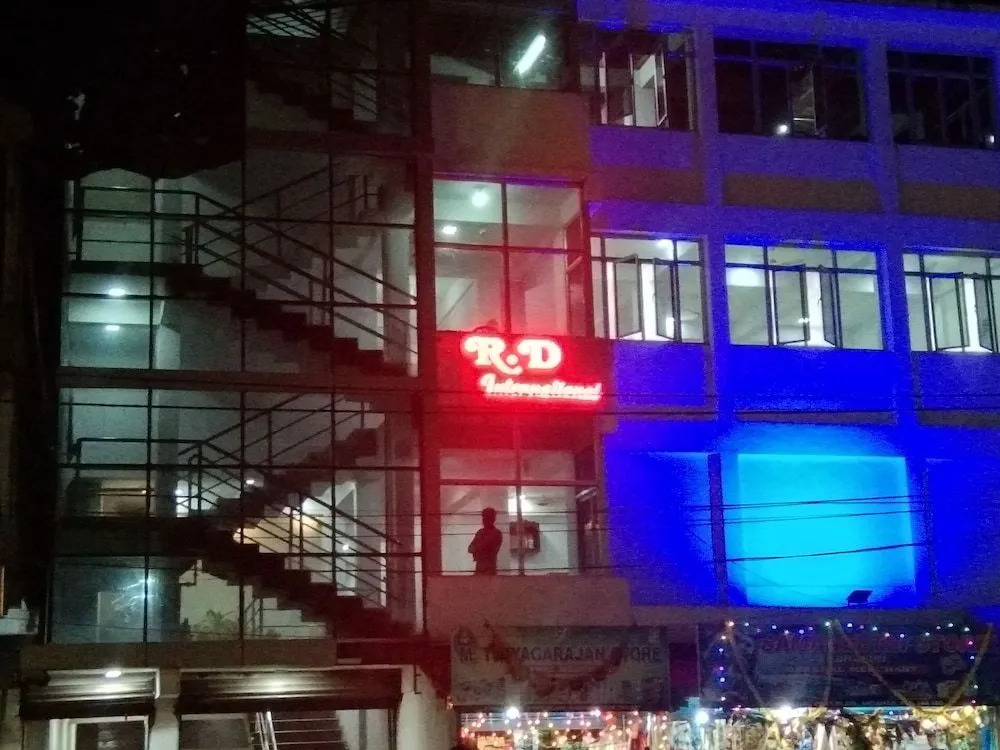 Hotel Hilltop International