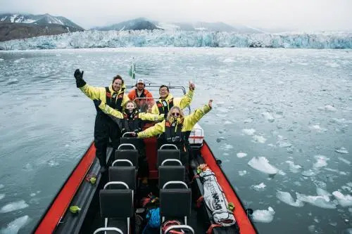 Svalbard Hotell | Polfareren