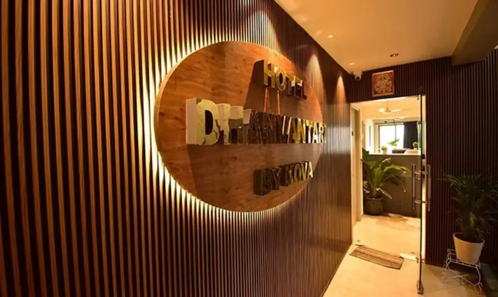Fabhotel Kova