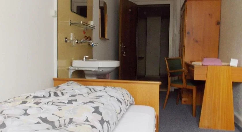 Self- Check- In Hotel Regina Beatenberg