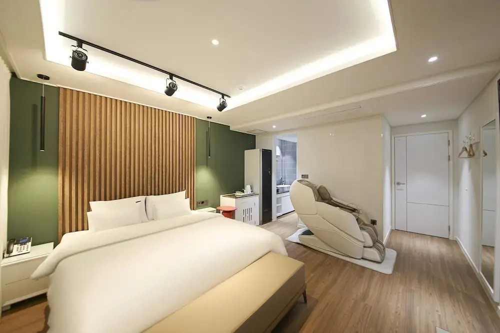 Seosan Hound Hotel