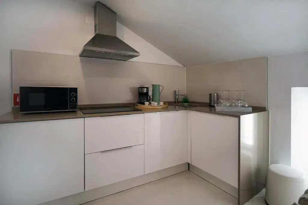Alfama Historical Apartment 3 BR Duplex