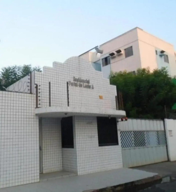 Apartamento, Zona Leste, ótima localização.