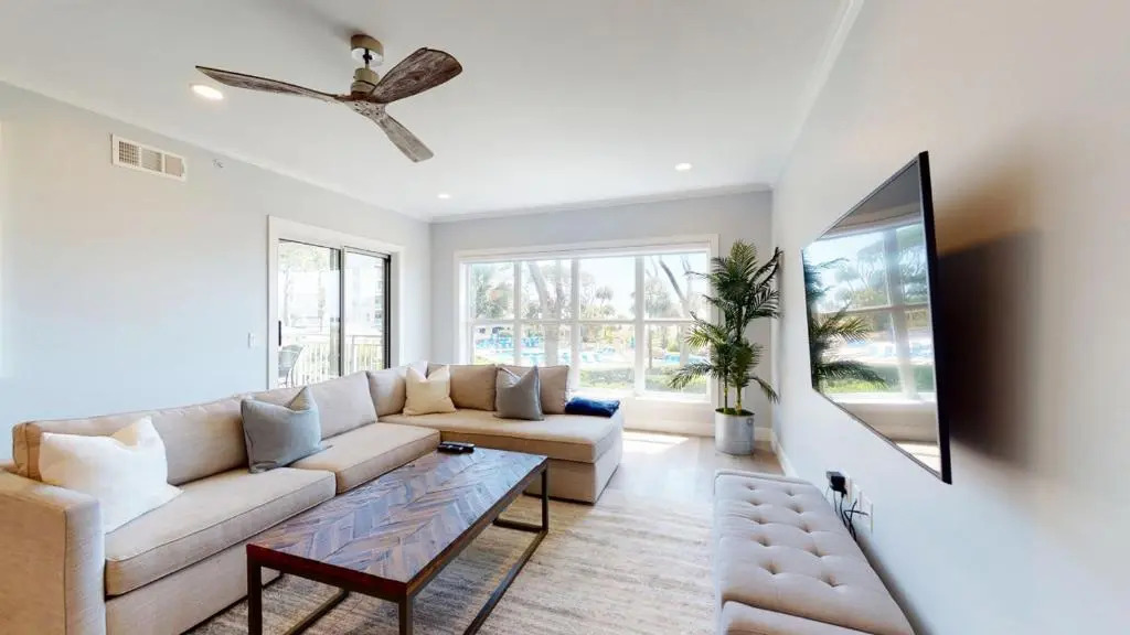 5107 Hampton Place South