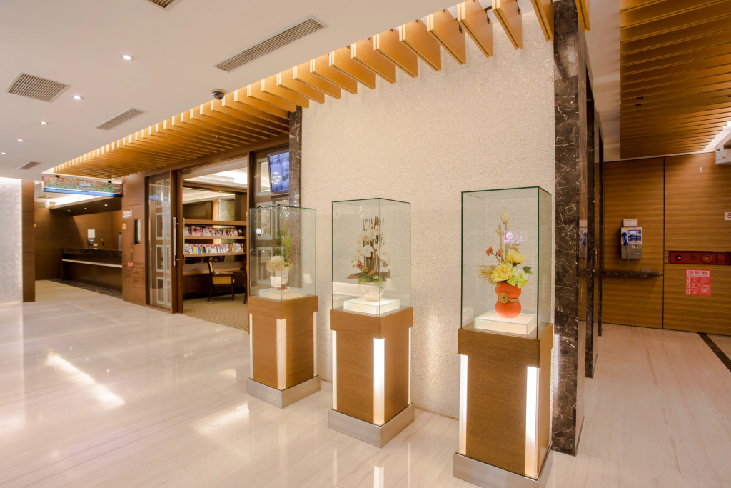 Mou Hotel Debao