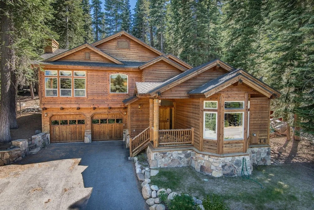 Wooded Luxury at Tahoe Donner by RedAwning