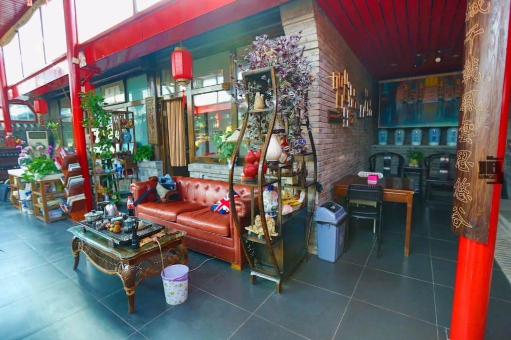 The Great Wall Courtyard Hostel