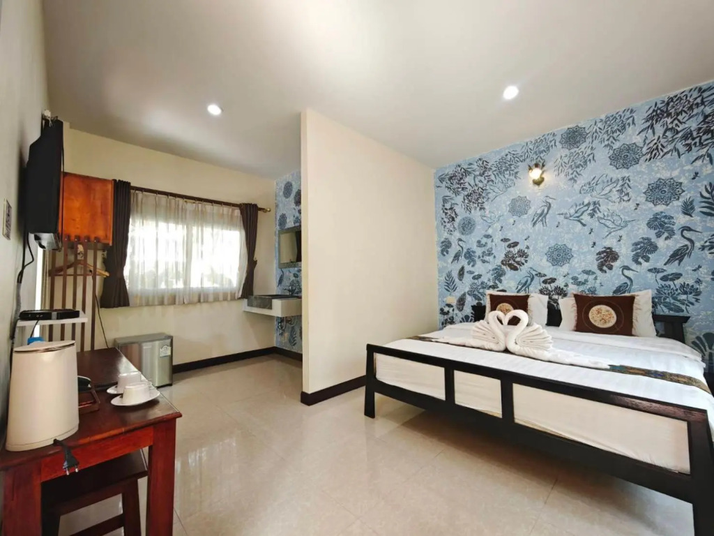 Park & Pool Resort