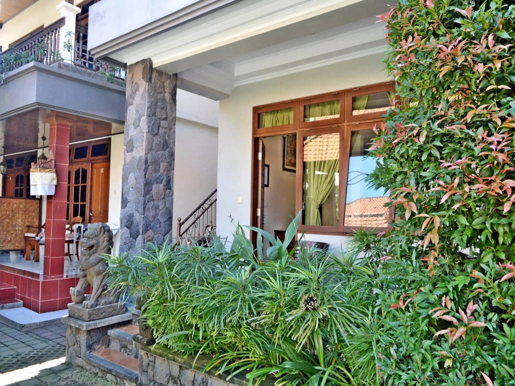 Yulia 2 Homestay Sanur
