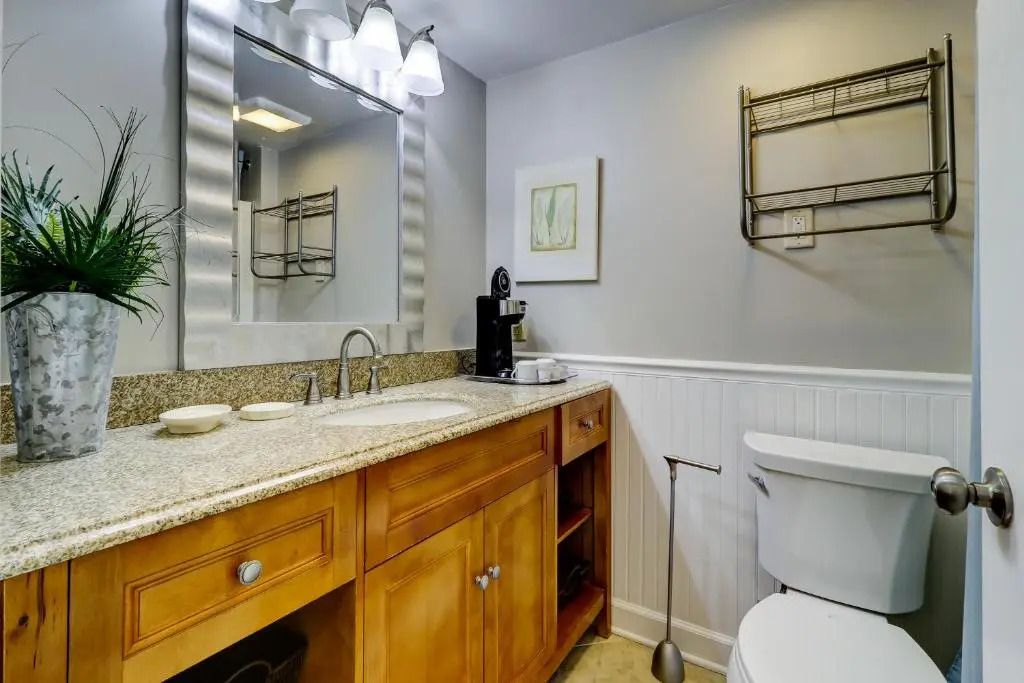 512 Oceanwalk 2 BR Forest Beach Condo