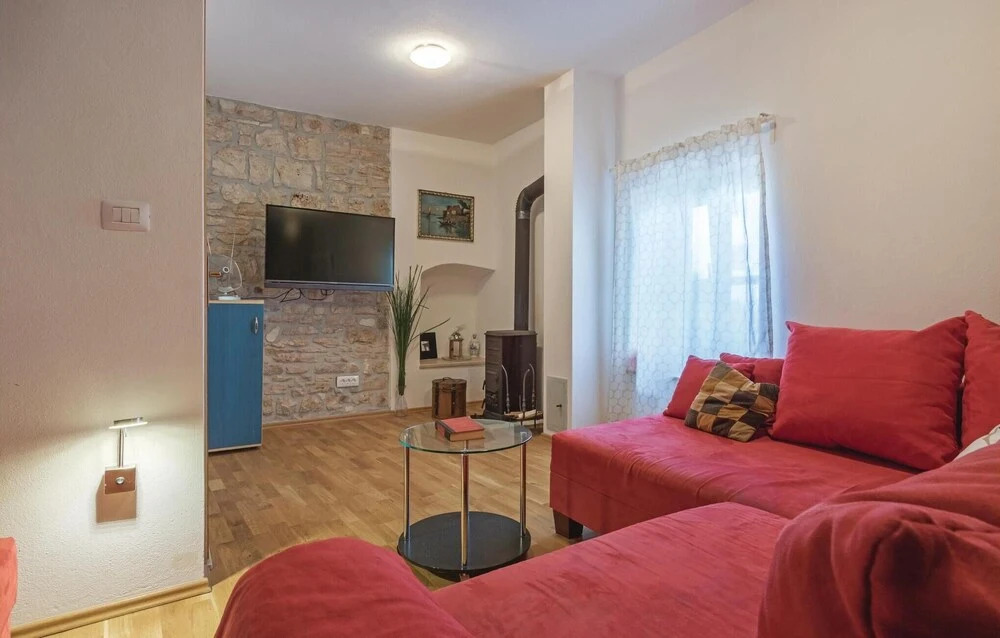 Beautiful Home in Bale With Wifi and 1 Bedrooms