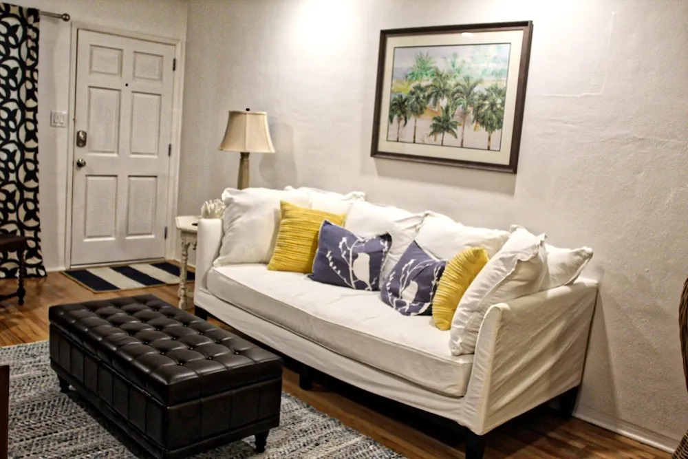 Pass-a-grille Beach Cottage 105-17b by Tech Travel