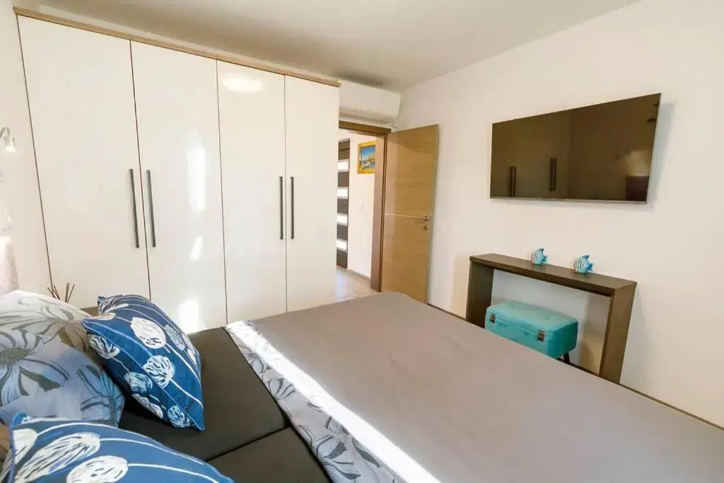 Luxury villa Stocia Split with swimming pool, sauna and jacuzzi in a peaceful location in Split
