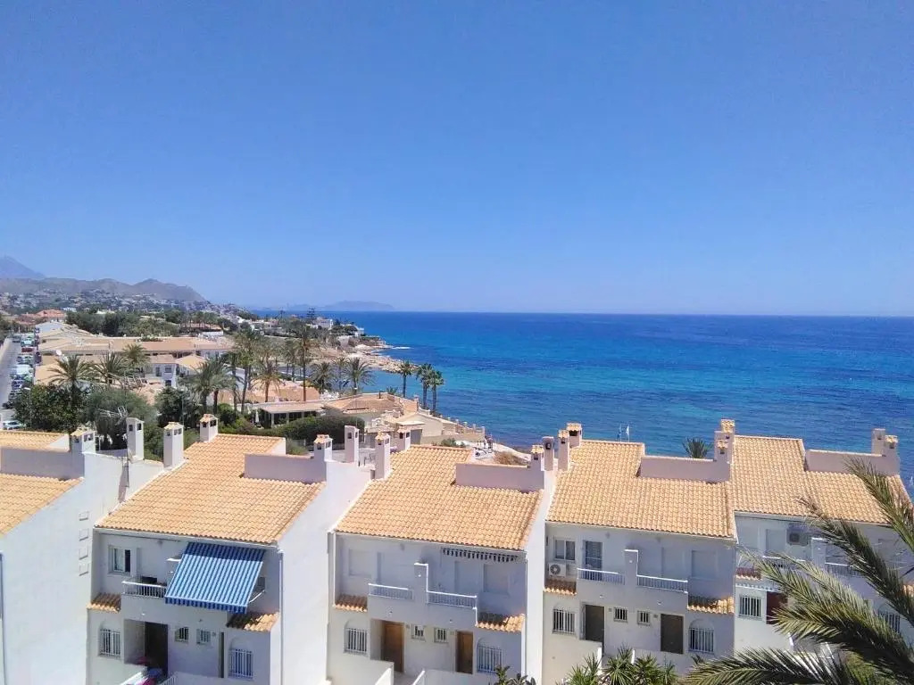 Apartment With 2 Bedrooms in El Campello, With Wonderful sea View, Furnished Balcony and Wifi - 130 m From the Beach