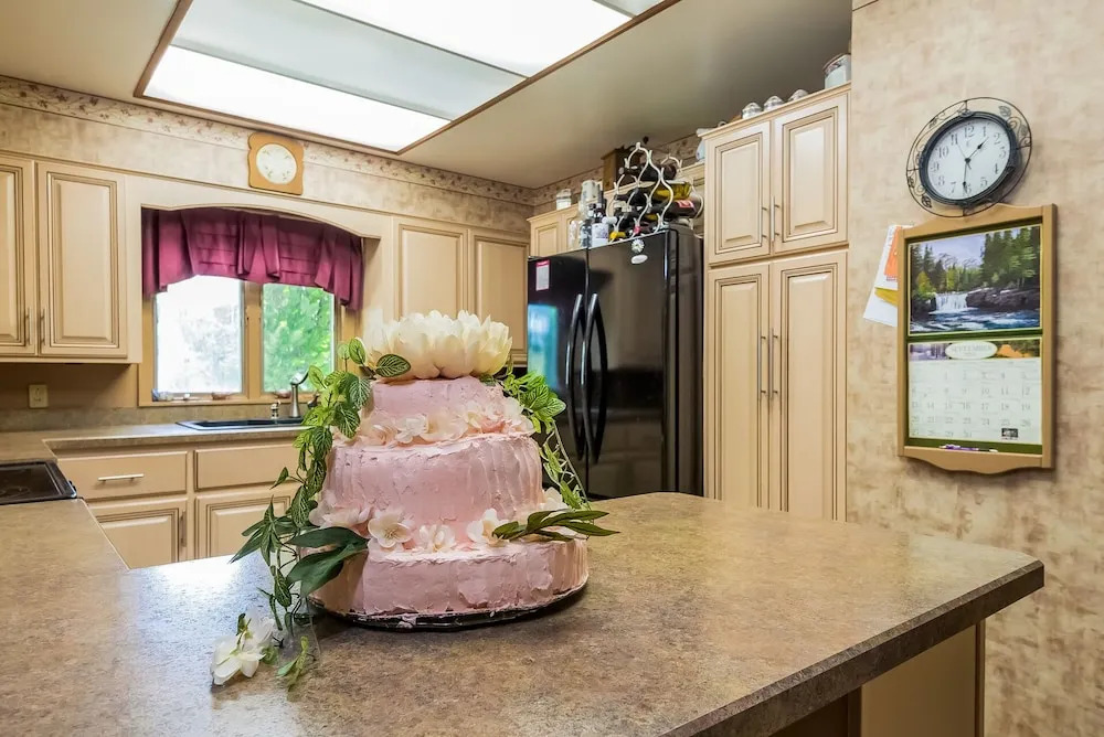 Kingsley House Bed & Breakfast - Full Home