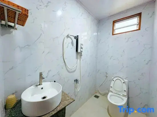 Khu Camping & Homestay Ven Biển