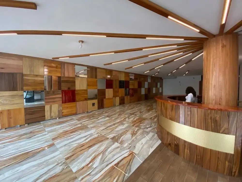 Murex Plaza Hotel & Suites