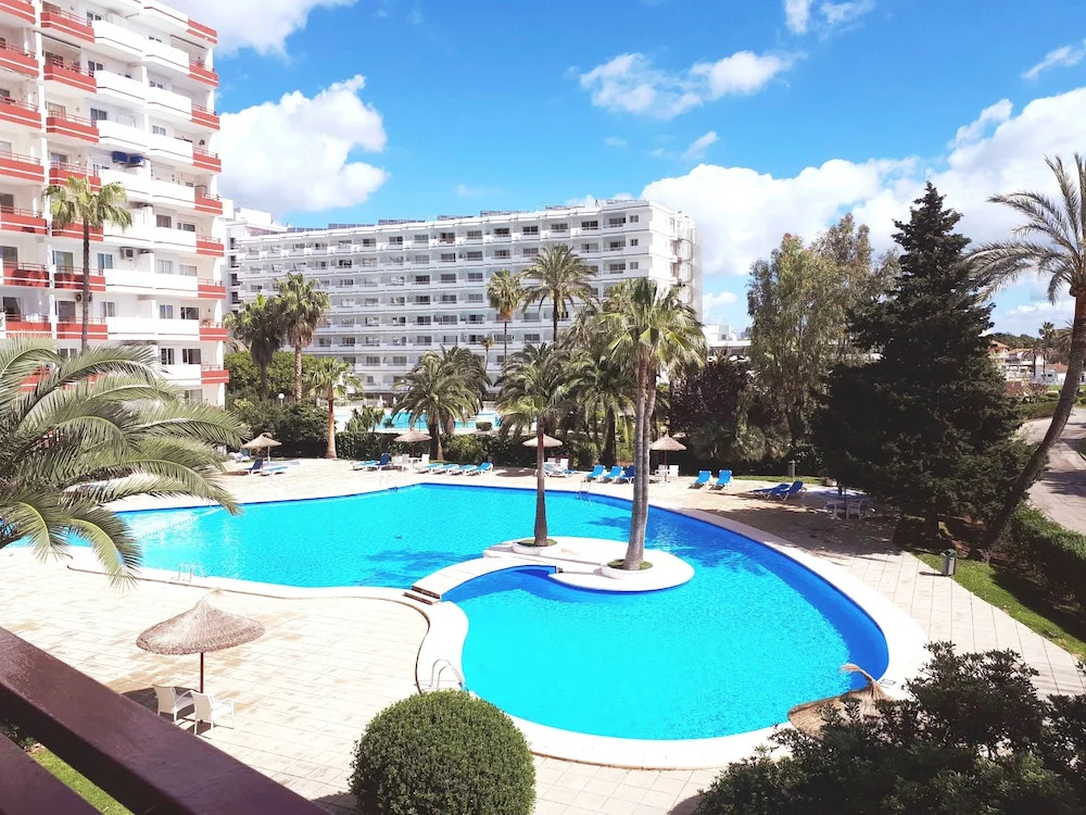 Maria Rental Holidays