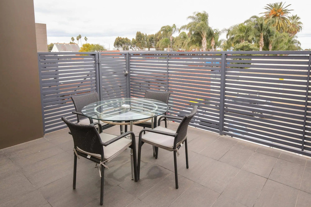 Indulge Apartments - Langtree