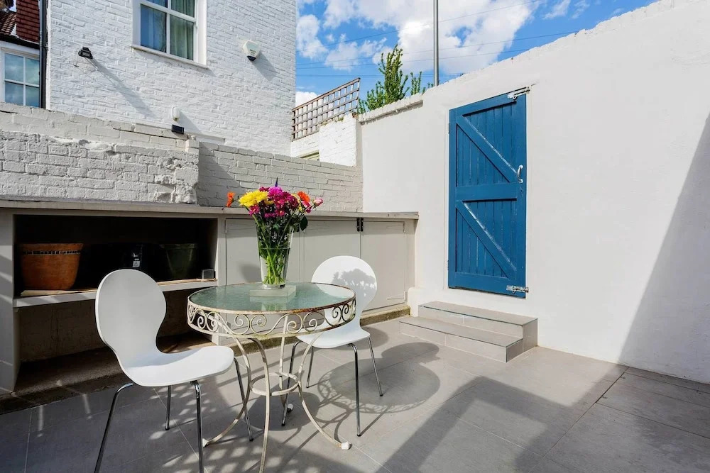 Battersea Retreat