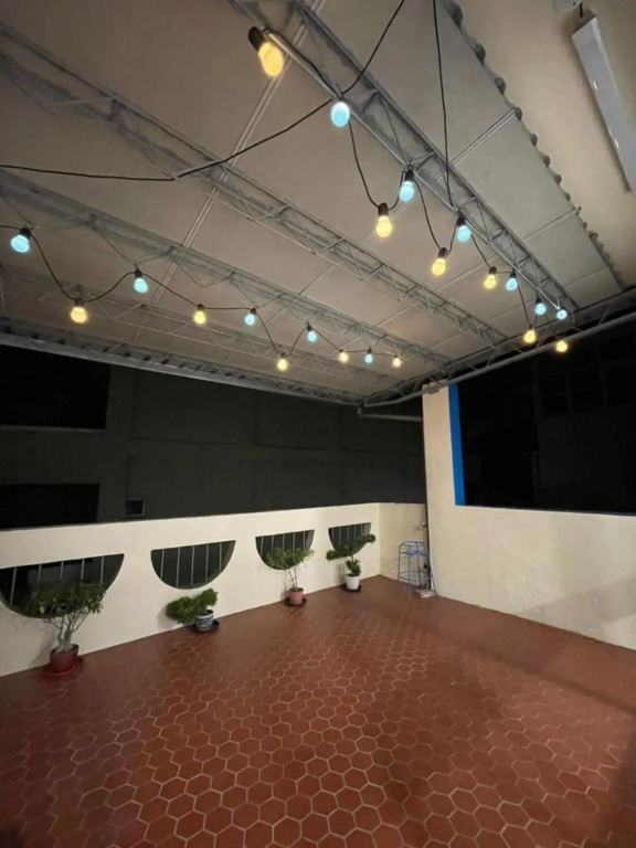 MiShi 85 Guest House