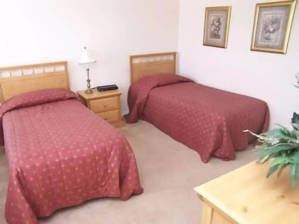 541 Sandy Ridge House 4 Bedroom by Florida Star
