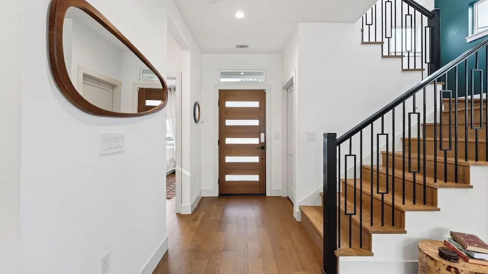 Delores House by Avantstay Movie Theater + Outdoor Kitchen + Modern East Austin Home Near Downtown + Breweries + Live Music