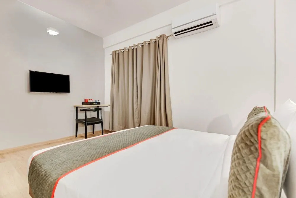 OYO Townhouse 88 Manyata Lake View