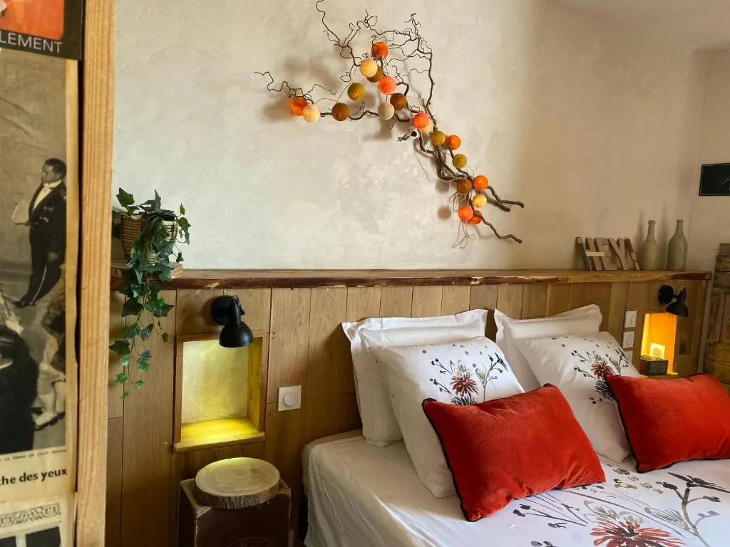 Maison dhôtes Une hirondelle en Provence