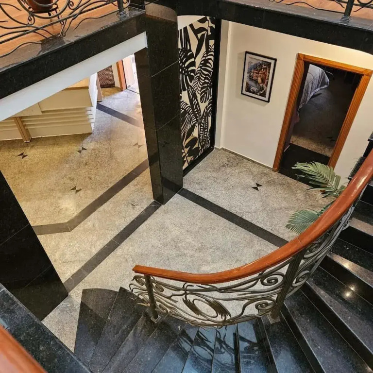 Green Palace Hotel