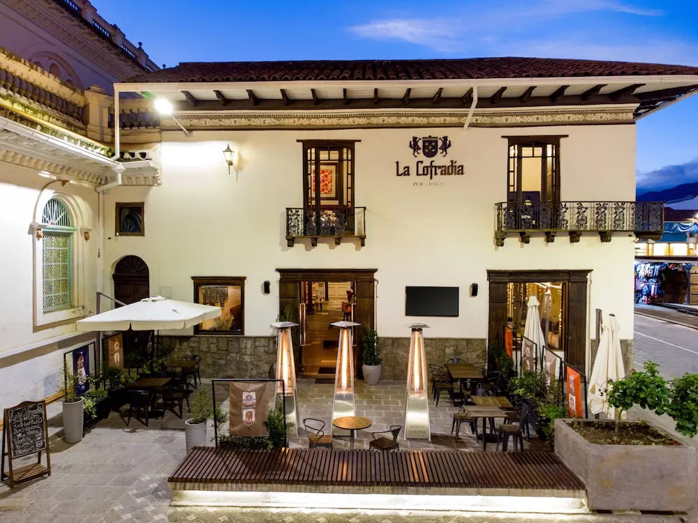 Hotel La Cofradía Pub House