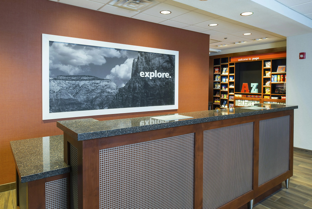 Hampton Inn & Suites Page - Lake Powell