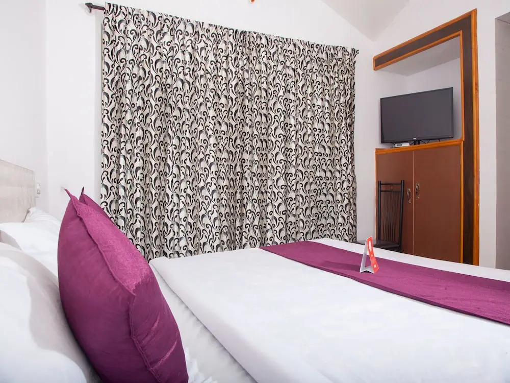 OYO 11394 Hotel Mount N Breeze