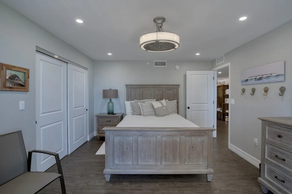 New Smyrna Luxury Beachfront Condo Pool Hot Tub