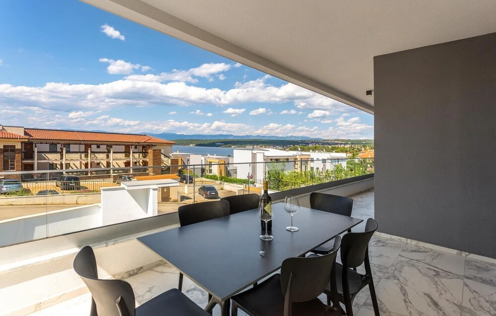 Awesome Apartment in Malinska With Outdoor Swimming Pool, Wifi and 2 Bedrooms