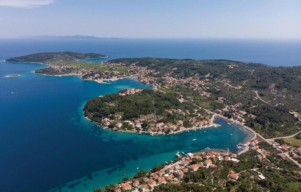 Nice Apartment in Lumbarda With 2 Bedrooms and Wifi