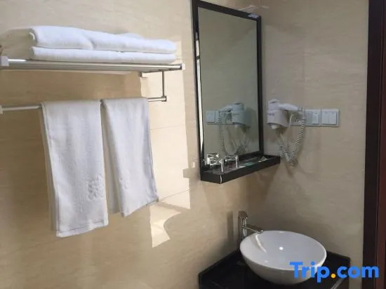 Ruiji Business Hotel