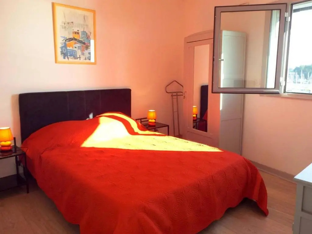 Appartement La Trinité-sur-Mer, 2 pièces, 4 personnes - FR-1-477-78
