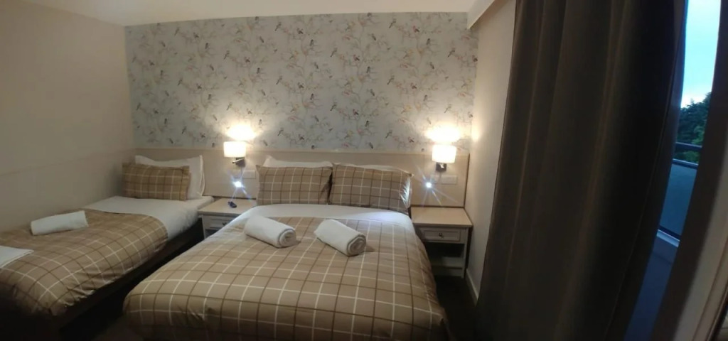Clydebank Hotel