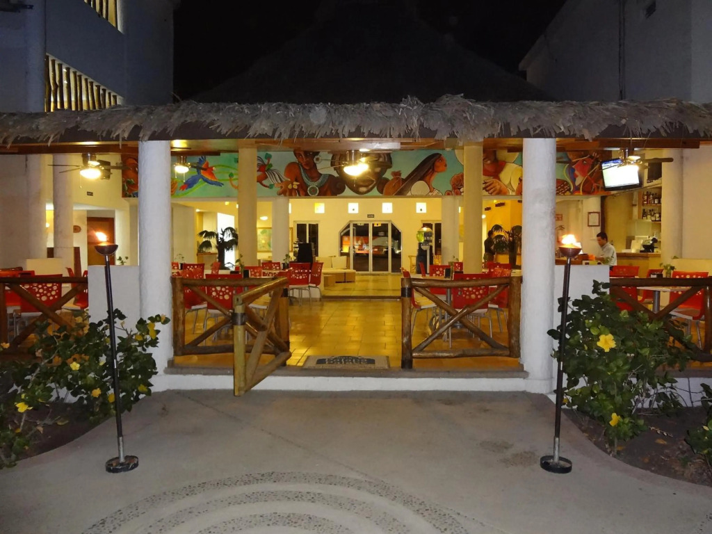 Hotel Palapa Palace