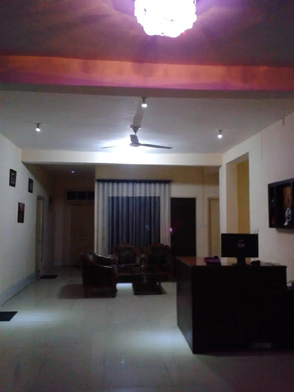 Hotel Thamsar