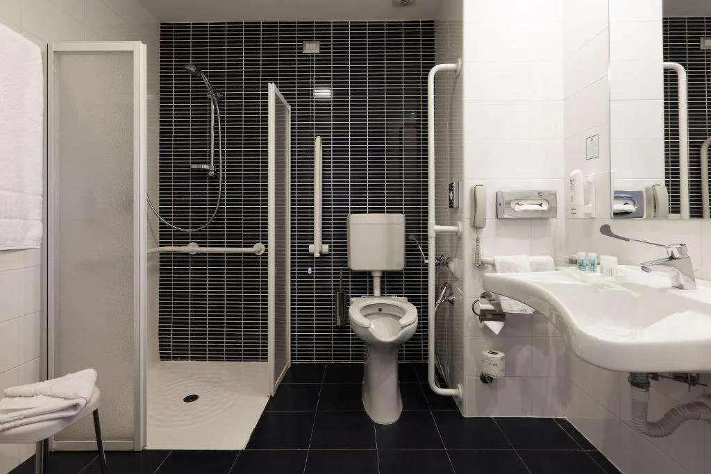 Holiday Inn Milan Nord Zara by IHG